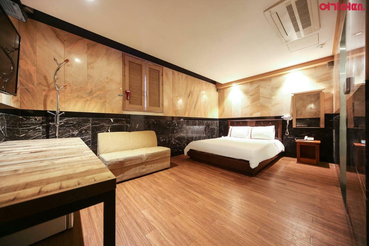 Signature Hotel Seoul Exteriör bild